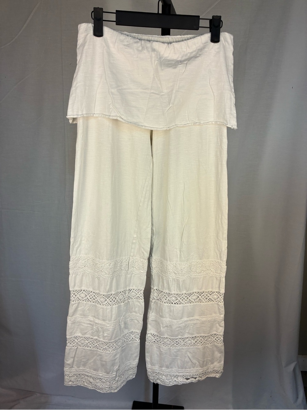 Prana Malibu White Lace Hem Yoga Pants S